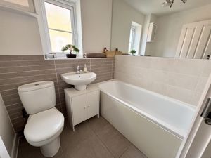 Family Bathroom- click for photo gallery